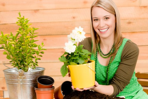Safe and convenient payment options for Gardeners Harlington
